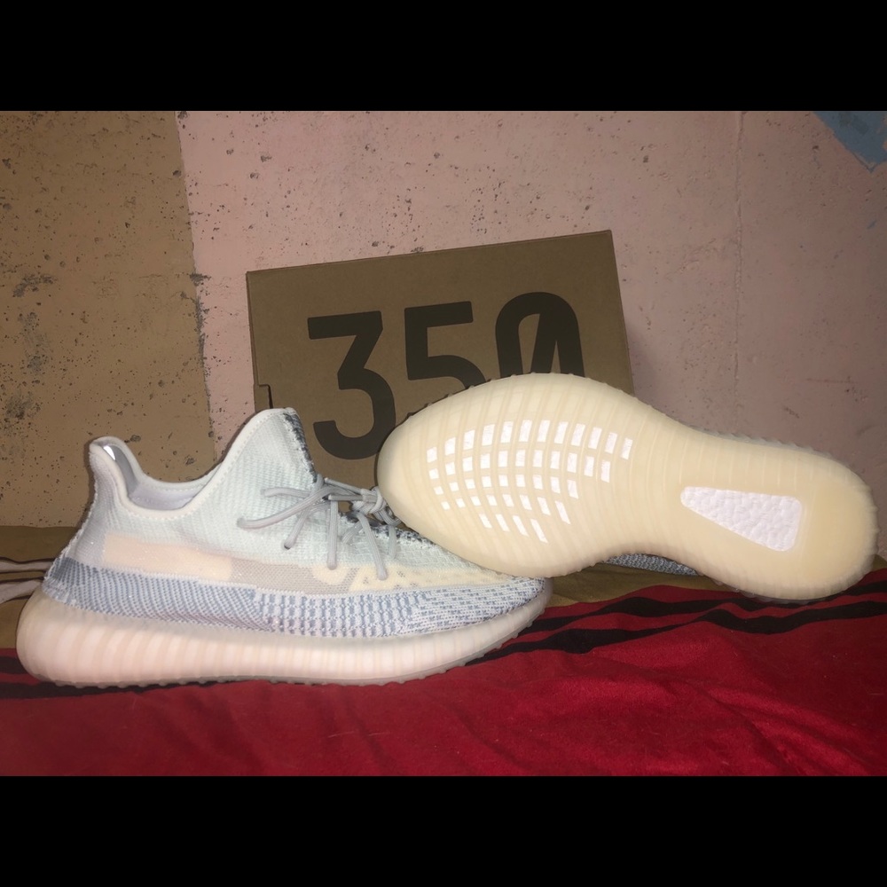 Yeezy Boost 350 V2 Cloud white (non-reflective)